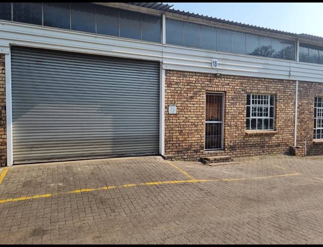 138.40M² WAREHOUSE TO LET IN VINTONIA